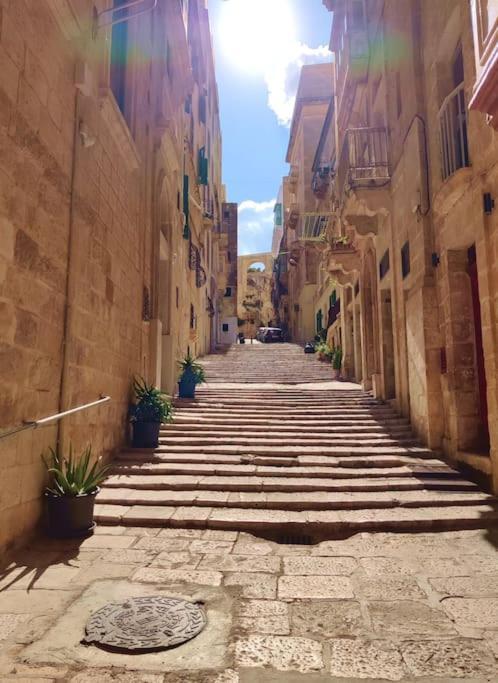 Port 531 Savynomad Harbour Residences Valletta Wow Views Екстериор снимка